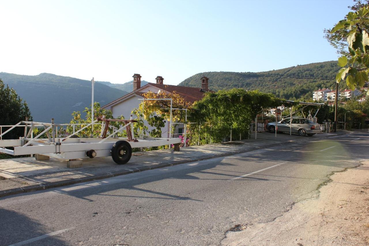 Apartments With A Parking Space Rabac, Labin - 7410 Exterior photo